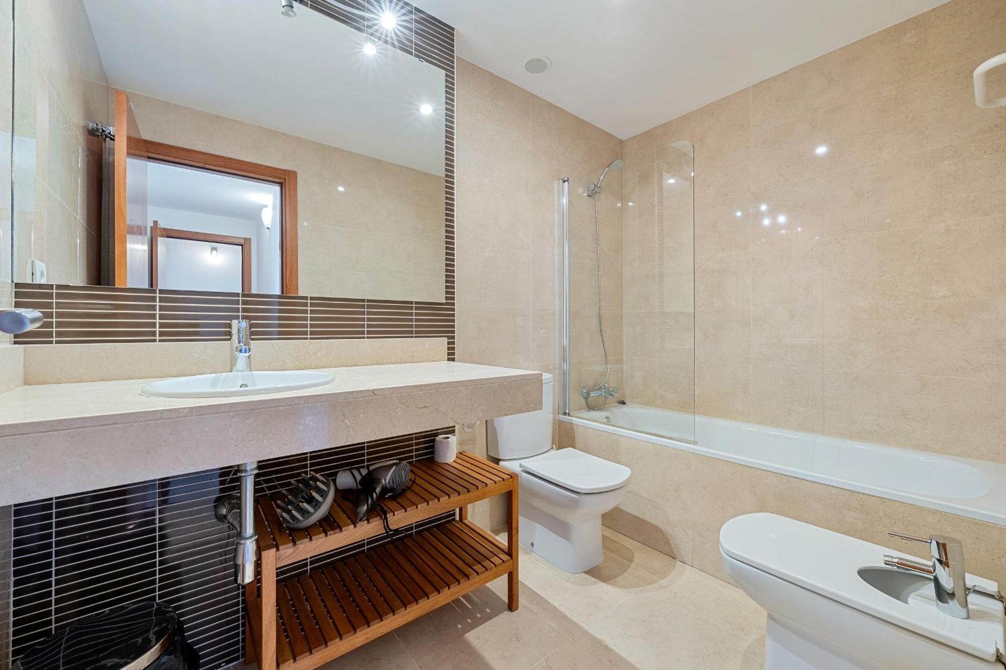 Hauzify I Apartament Balmanya 2D ซานต์เฟลิอูเดกีโซลส์ ภายนอก รูปภาพ